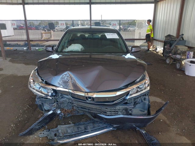 46178693 :رقم المزاد ، 1HGCR3F89HA013127 vin ، 2017 Honda Accord Ex-l V6 مزاد بيع