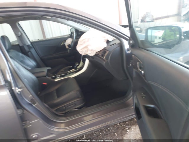 46178693 :رقم المزاد ، 1HGCR3F89HA013127 vin ، 2017 Honda Accord Ex-l V6 مزاد بيع