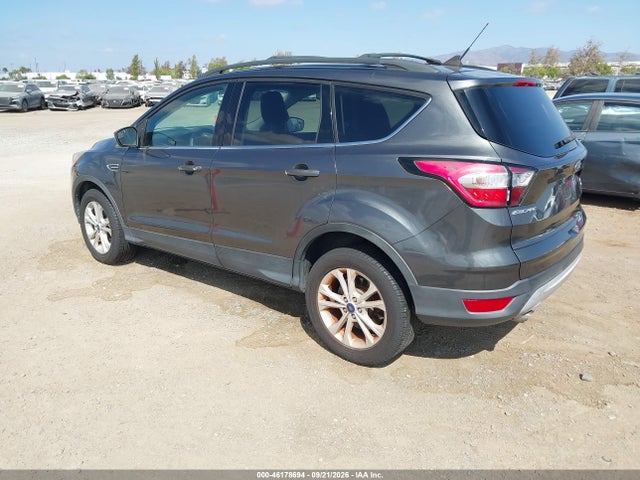 Ford ESCAPE SE 2018 1FMCU0GD6JUD29690 Image 3