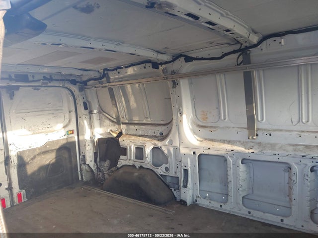 2015 Ford Transit-150 მანქანა იყიდება აუქციონზე, vin: 1FTNE1ZM0FKA95594, აუქციონის ნომერი: 46178712