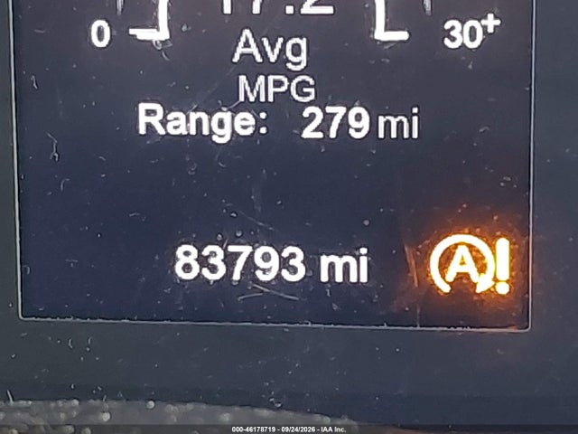 1C4HJXDG1JW139293 Jeep Wrangler Unlimited Sport 4x4