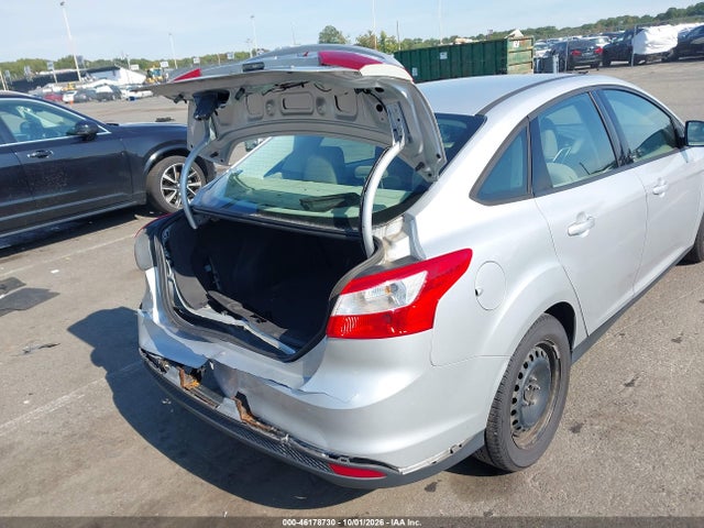 Продаж на аукціоні авто 2012 Ford Focus Se, vin: 1FAHP3F28CL431543, номер лоту: 46178730