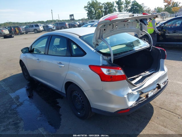 Продаж на аукціоні авто 2012 Ford Focus Se, vin: 1FAHP3F28CL431543, номер лоту: 46178730