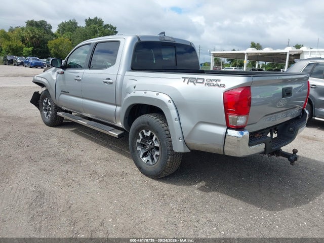 2017 Toyota Tacoma Trd Off Road მანქანა იყიდება აუქციონზე, vin: 5TFAZ5CNXHX033329, აუქციონის ნომერი: 46178738