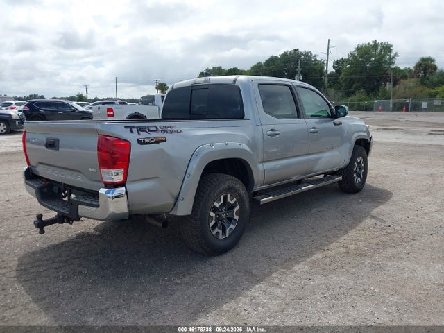 2017 Toyota Tacoma Trd Off Road მანქანა იყიდება აუქციონზე, vin: 5TFAZ5CNXHX033329, აუქციონის ნომერი: 46178738