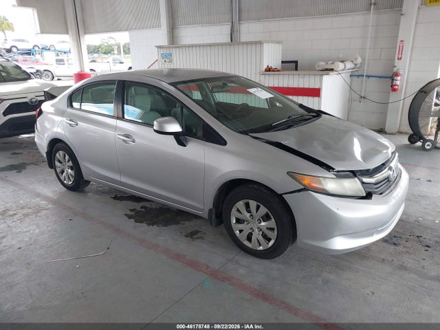 Продаж на аукціоні авто 2012 Honda Civic Lx, vin: 19XFB2F51CE017047, номер лоту: 46178748