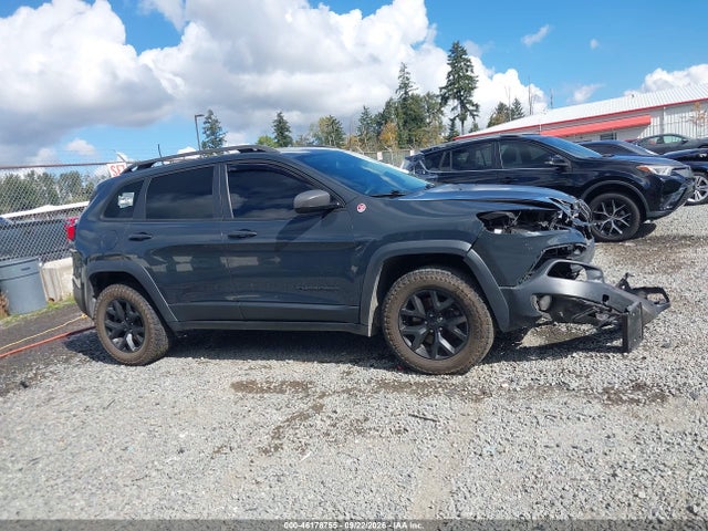 Jeep Cherokee Trailhawk 4x4 2017 1C4PJMBS5HW652073 Image 14