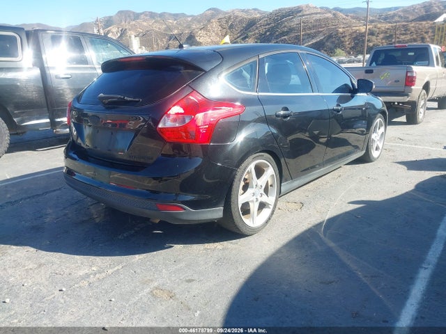 2013 Ford Focus Titanium მანქანა იყიდება აუქციონზე, vin: 1FADP3N20DL196010, აუქციონის ნომერი: 46178799