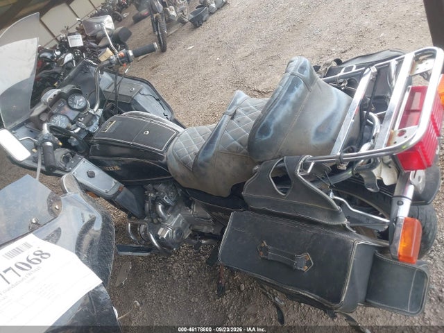 1982 Honda Gl1100 მანქანა იყიდება აუქციონზე, vin: 1HFSC0204CA203460, აუქციონის ნომერი: 46178800