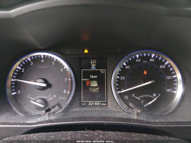 46178842 :رقم المزاد ، 5TDJKRFHXFS221272 vin ، 2015 Toyota Highlander Xle V6 مزاد بيع