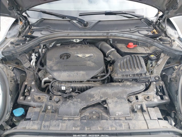 Продаж на аукціоні авто 2017 Mini Clubman Cooper, vin: WMWLU1C58H2F27279, номер лоту: 46178857