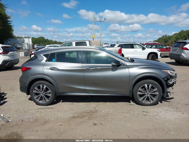 46178861 :رقم المزاد ، SJKCH5CR5HA039893 vin ، 2017 Infiniti Qx30 Premium مزاد بيع