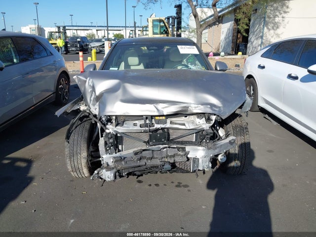 2024 Mercedes-benz C 300 მანქანა იყიდება აუქციონზე, vin: W1KAF4GB7RR220803, აუქციონის ნომერი: 46178890