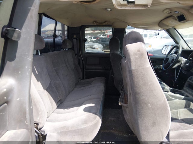 Продажа на аукционе авто 2005 Gmc Sierra 1500 Sle, vin: 1GTEC19T65E157378, номер лота: 46178996