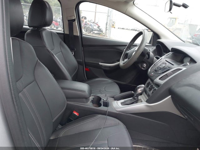 Ford FOCUS SE 2014 1FADP3F20EL357021 Image 5
