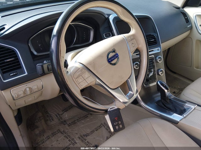 Aukcja sprzedaży 2016 Volvo Xc60 T5 Premier, vin: YV4612RK8G2871375, numer aukcji: 46179027