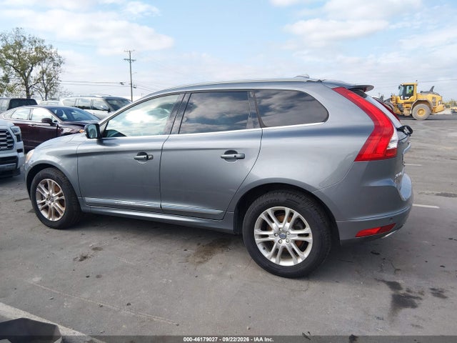 Aukcja sprzedaży 2016 Volvo Xc60 T5 Premier, vin: YV4612RK8G2871375, numer aukcji: 46179027