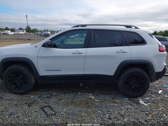 2020 Jeep Cherokee Trailhawk 4x4 მანქანა იყიდება აუქციონზე, vin: 1C4PJMBX1LD504616, აუქციონის ნომერი: 46179028
