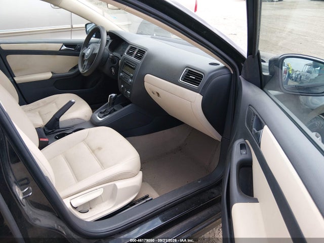 Продажа на аукционе авто 2011 Volkswagen Jetta 2.5l Se, vin: 3VWDX7AJ9BM021312, номер лота: 46179050