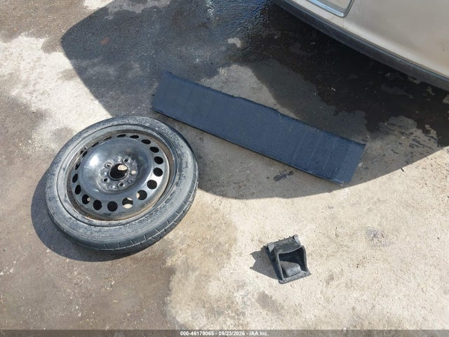 46179065 :رقم المزاد ، 1G1ZD5E11BF172122 vin ، 2011 Chevrolet Malibu 2lt مزاد بيع