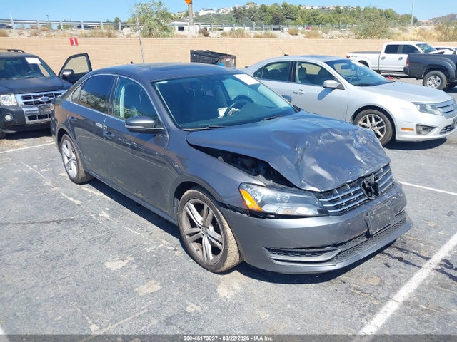 2015 Volkswagen Passat 2.0l Tdi Se მანქანა იყიდება აუქციონზე, vin: 1VWBV7A39FC085453, აუქციონის ნომერი: 46179097