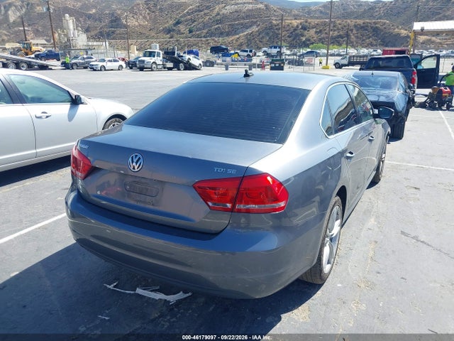 2015 Volkswagen Passat 2.0l Tdi Se მანქანა იყიდება აუქციონზე, vin: 1VWBV7A39FC085453, აუქციონის ნომერი: 46179097