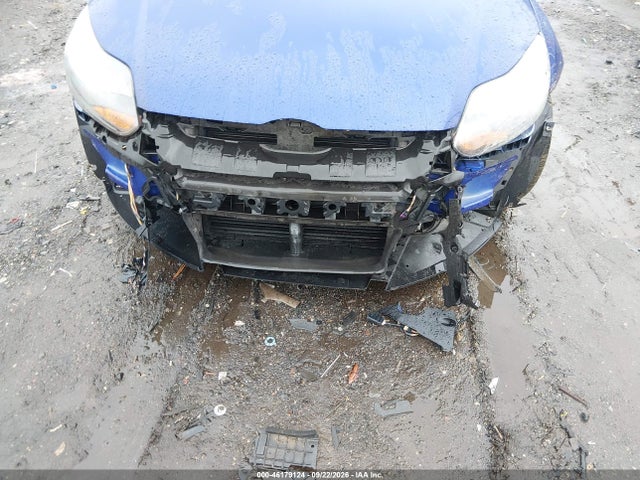 46179124 :رقم المزاد ، 1FADP3N24EL285662 vin ، 2014 Ford Focus Titanium مزاد بيع