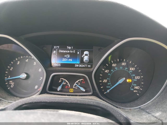 46179124 :رقم المزاد ، 1FADP3N24EL285662 vin ، 2014 Ford Focus Titanium مزاد بيع