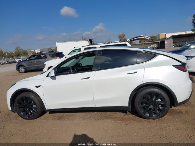 Продаж на аукціоні авто 2023 Tesla Model Y Awd/long Range Dual Motor All-wheel Drive, vin: 7SAYGDEE3PA083588, номер лоту: 46179167
