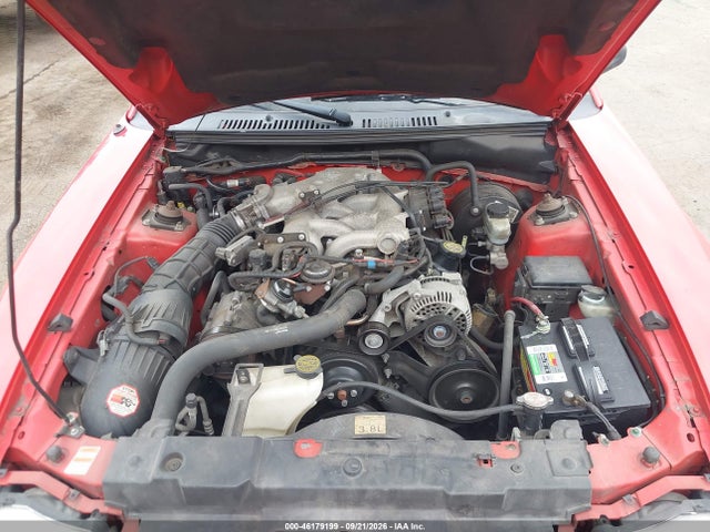46179199 :رقم المزاد ، 1FAFP4446YF267121 vin ، 2000 Ford Mustang مزاد بيع