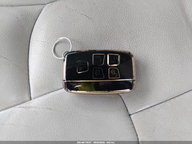 46179247 :رقم المزاد ، SALVP2BG7FH025021 vin ، 2015 Land Rover Range Rover Evoque Pure مزاد بيع