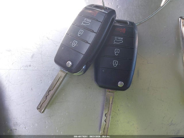 Продаж на аукціоні авто 2016 Kia Sorento 2.4l L, vin: 5XYPG4A35GG003023, номер лоту: 46179251
