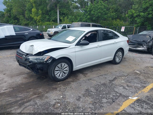 46179260 :رقم المزاد ، 3VWCB7BU0KM255745 vin ، 2019 Volkswagen Jetta 1.4t R-line/1.4t S/1.4t Se مزاد بيع