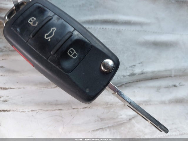 46179296 :رقم المزاد ، 1VWAT7A31GC026870 vin ، 2016 Volkswagen Passat 1.8t S مزاد بيع