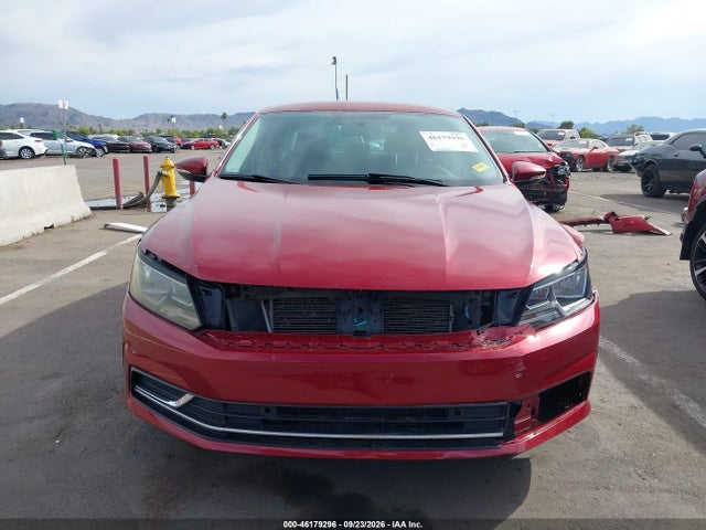 46179296 :رقم المزاد ، 1VWAT7A31GC026870 vin ، 2016 Volkswagen Passat 1.8t S مزاد بيع
