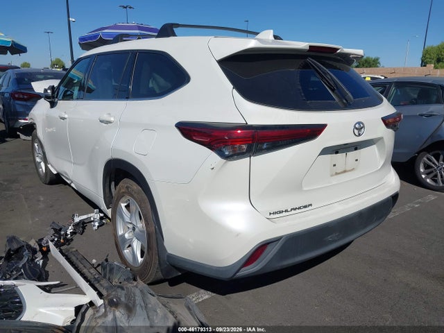 Toyota Highlander Le 2021 5TDZZRAH9MS525499 Image 3
