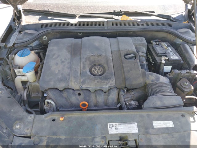 2013 Volkswagen Jetta 2.5l Se მანქანა იყიდება აუქციონზე, vin: 3VWDP7AJ7DM402921, აუქციონის ნომერი: 46179338