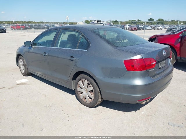 2013 Volkswagen Jetta 2.5l Se მანქანა იყიდება აუქციონზე, vin: 3VWDP7AJ7DM402921, აუქციონის ნომერი: 46179338