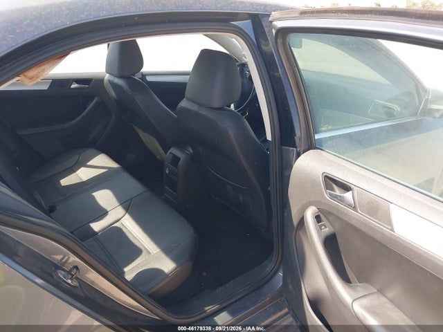 2013 Volkswagen Jetta 2.5l Se მანქანა იყიდება აუქციონზე, vin: 3VWDP7AJ7DM402921, აუქციონის ნომერი: 46179338