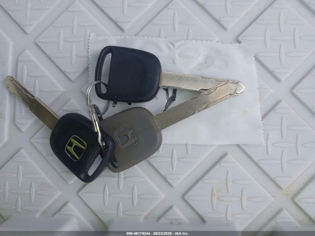46179344 :رقم المزاد ، 1HGES15593L031147 vin ، 2003 Honda Civic Lx مزاد بيع
