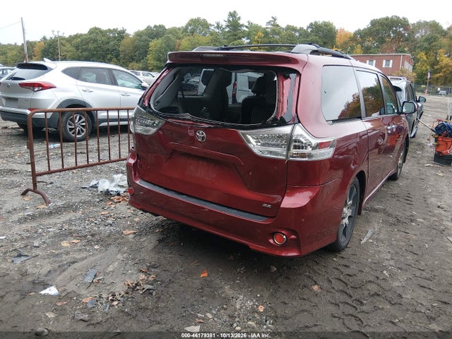 2013 Toyota Sienna Se 8 Passenger მანქანა იყიდება აუქციონზე, vin: 5TDXK3DC9DS357565, აუქციონის ნომერი: 46179381
