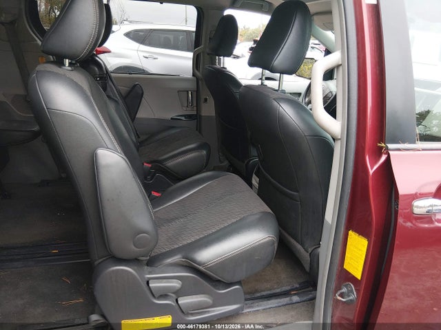 2013 Toyota Sienna Se 8 Passenger მანქანა იყიდება აუქციონზე, vin: 5TDXK3DC9DS357565, აუქციონის ნომერი: 46179381