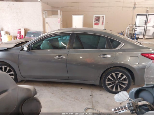 2016 Nissan Altima 2.5 Sv მანქანა იყიდება აუქციონზე, vin: 1N4AL3AP5GC182916, აუქციონის ნომერი: 46179405