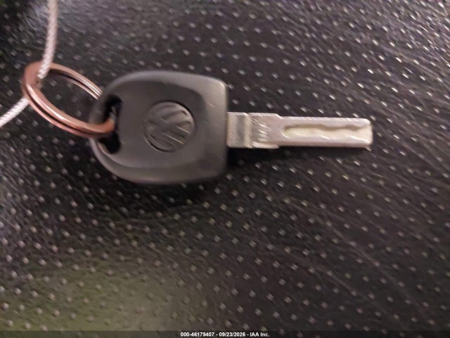 46179407 :رقم المزاد ، 3VWCC21C8XM441520 vin ، 1999 Volkswagen New Beetle Gls مزاد بيع