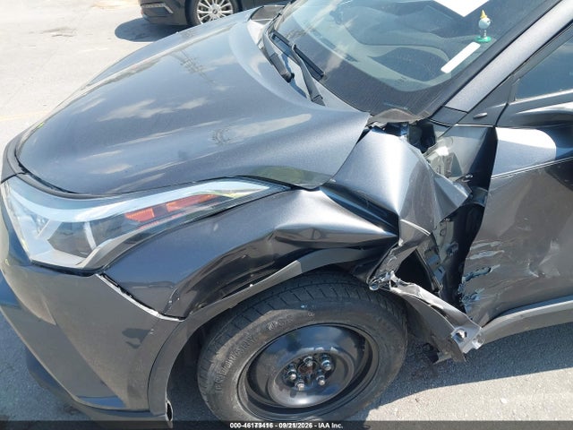 2018 Toyota C-hr Xle Premium მანქანა იყიდება აუქციონზე, vin: NMTKHMBXXJR038898, აუქციონის ნომერი: 46179416