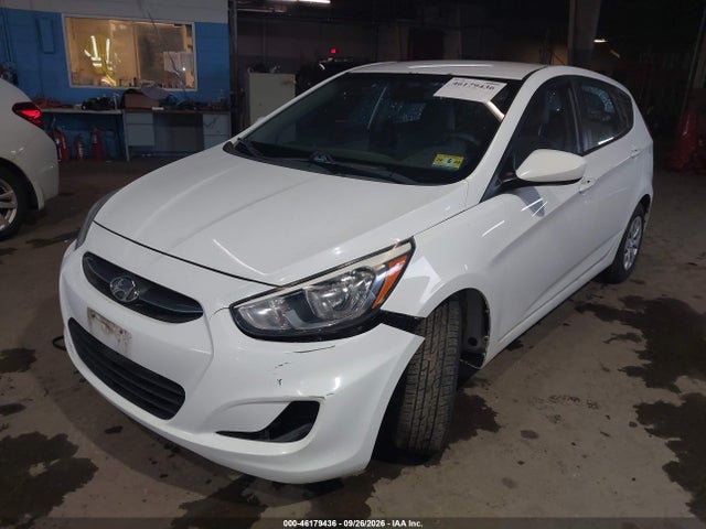 46179436 :رقم المزاد ، KMHCT5AE4FU216796 vin ، 2015 Hyundai Accent Gs مزاد بيع