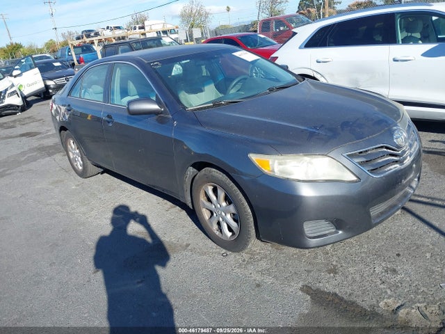 2011 Toyota Camry Le მანქანა იყიდება აუქციონზე, vin: 4T1BF3EK9BU729642, აუქციონის ნომერი: 46179487