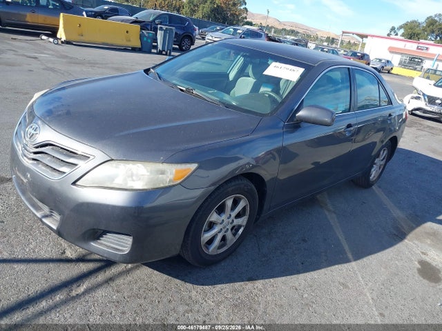 46179487 :رقم المزاد ، 4T1BF3EK9BU729642 vin ، 2011 Toyota Camry Le مزاد بيع