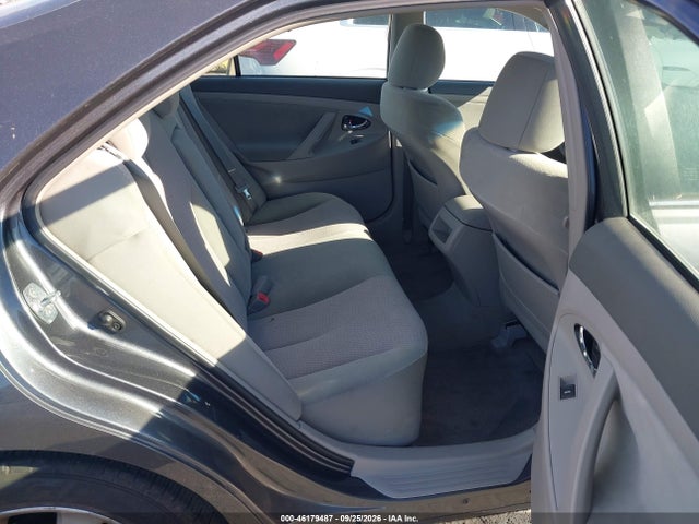 46179487 :رقم المزاد ، 4T1BF3EK9BU729642 vin ، 2011 Toyota Camry Le مزاد بيع
