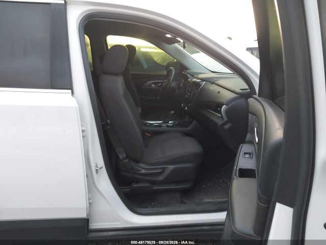 1GNERGKW0KJ321045 Chevrolet Traverse 1lt